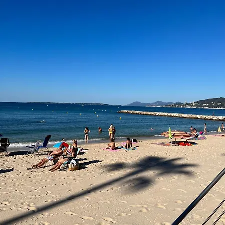 Appartement à Deux Pas De La Antibes